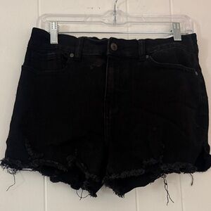 Classic Black Frayed Hem Jean Shorts